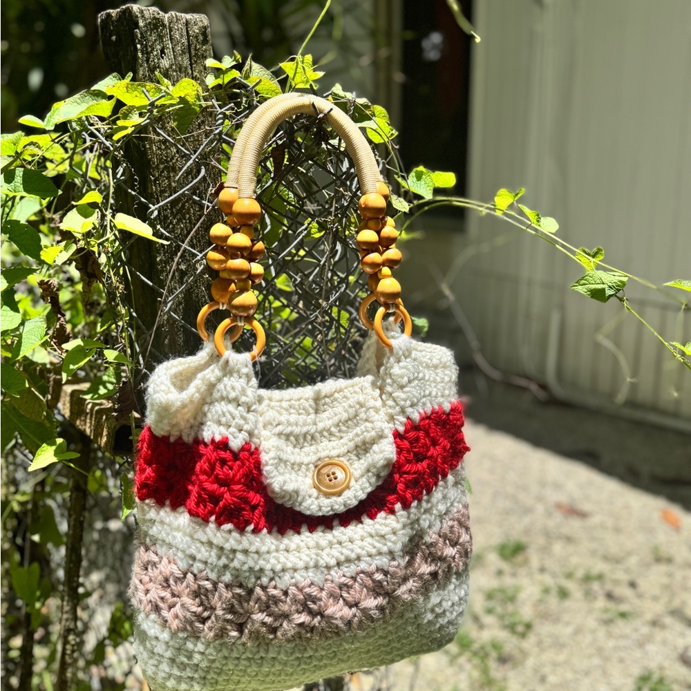 Cream and Red Knitted Shoulder Bag with Wooden Bead Handle